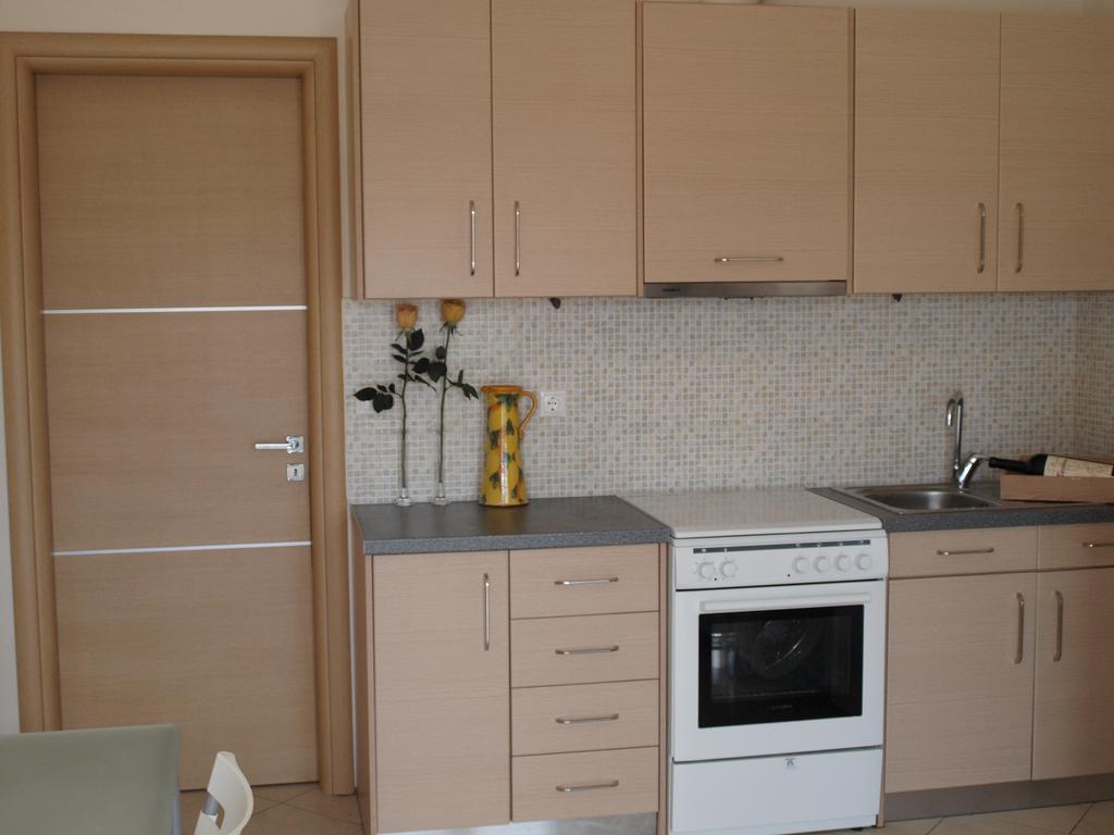 Salesi Apartment Megalopolis